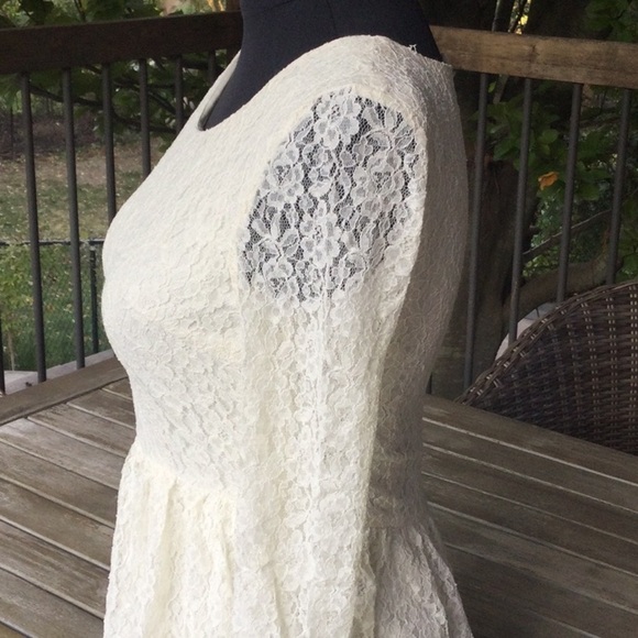 Kenzie lace dress size  6 - Picture 2 of 13